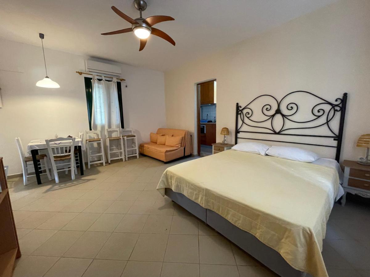 Pegasus Studios & Apartments Skyros Exterior foto