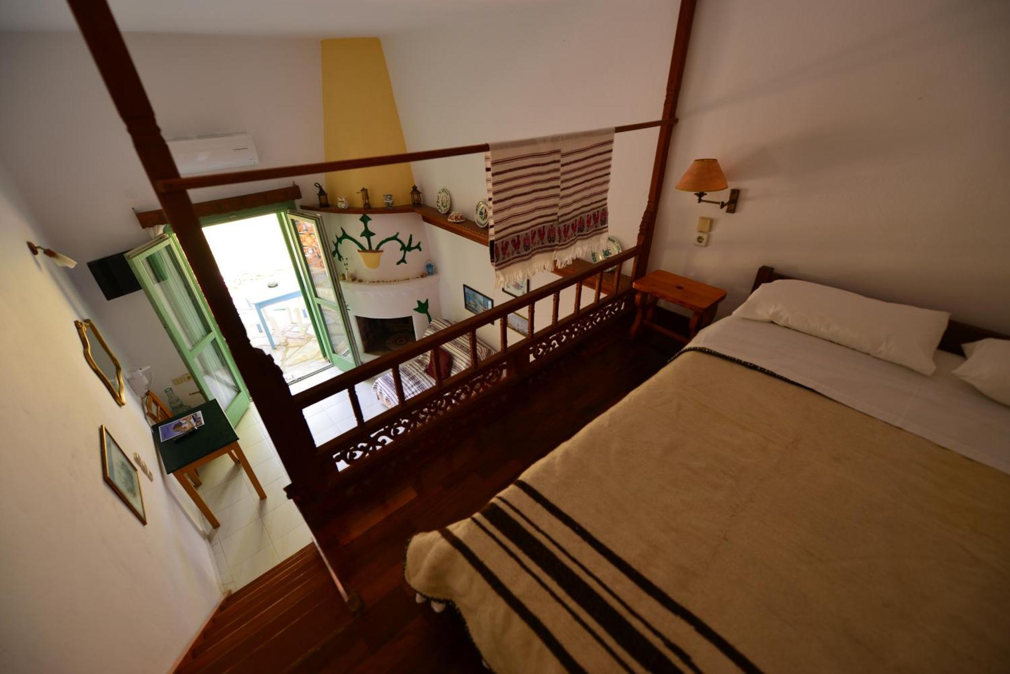 Pegasus Studios & Apartments Skyros Exterior foto