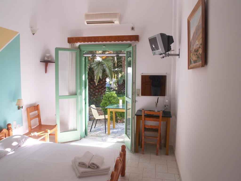 Pegasus Studios & Apartments Skyros Exterior foto