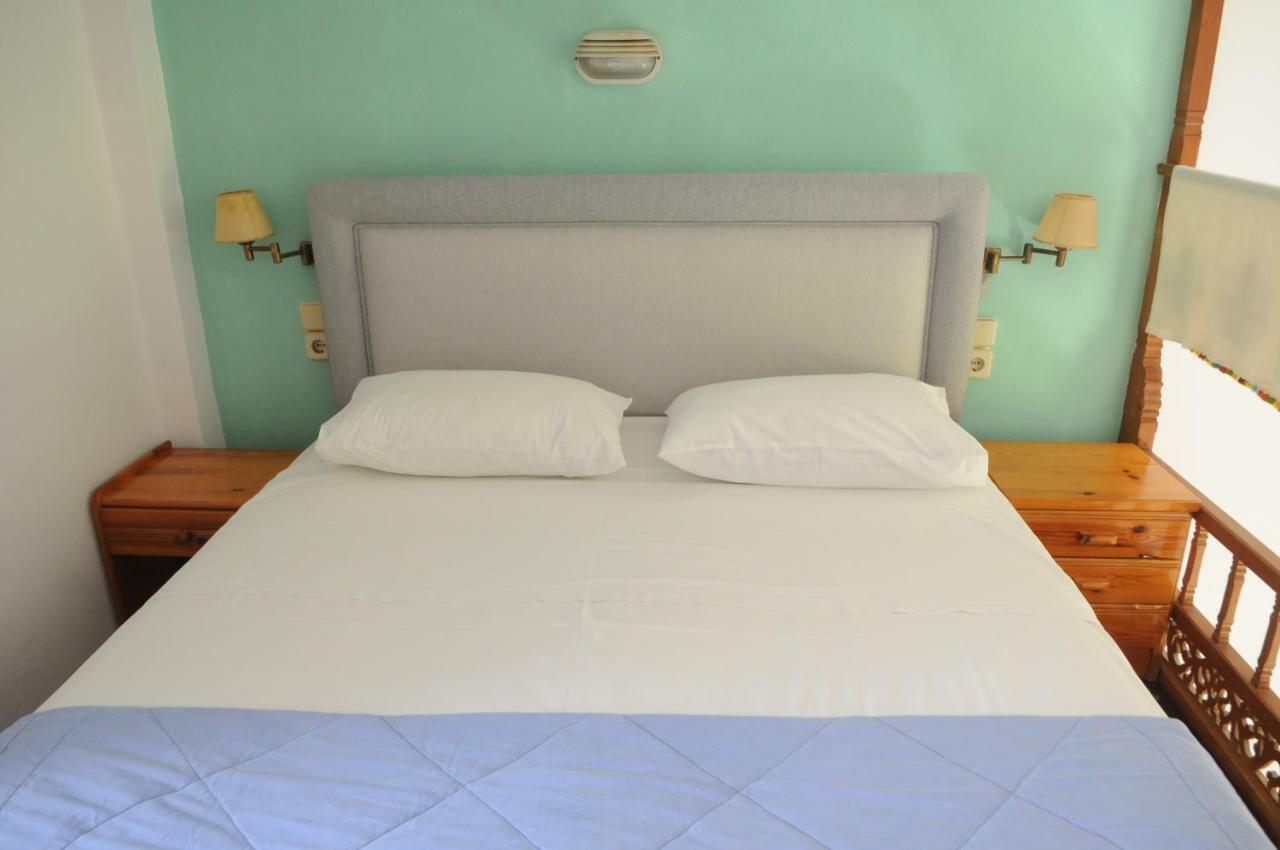 Pegasus Studios & Apartments Skyros Exterior foto
